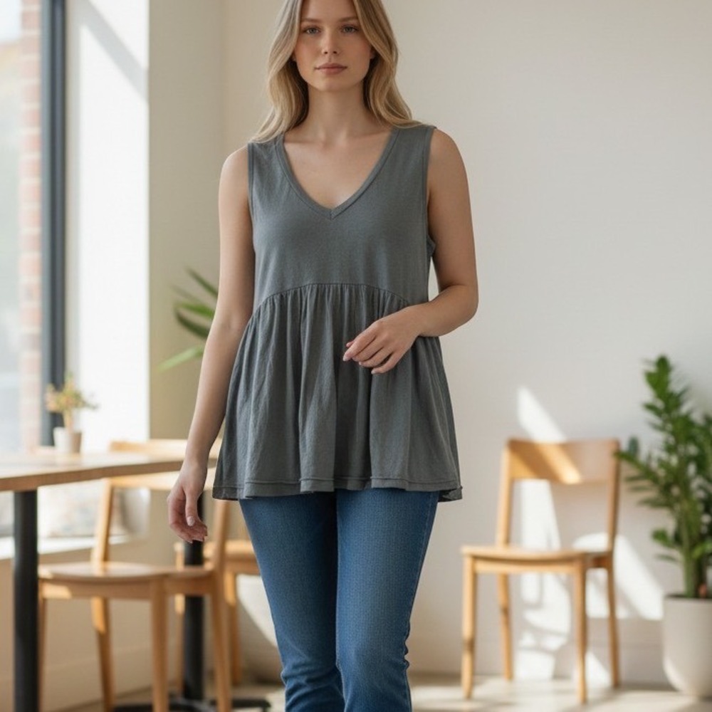 T.la Anthropologie Gray Babydoll Peplum Tank Top V-Neck Sleeveless XL